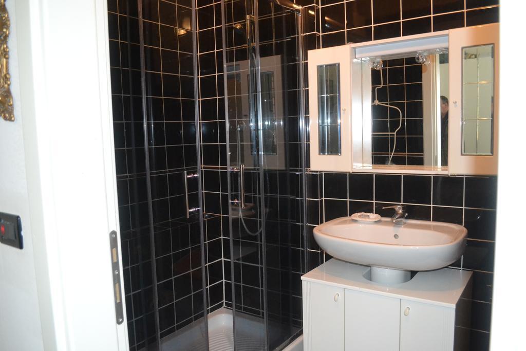 Casa Lory Apartment Болоня Стая снимка