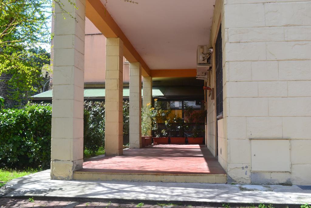 Casa Lory Apartment Болоня Стая снимка