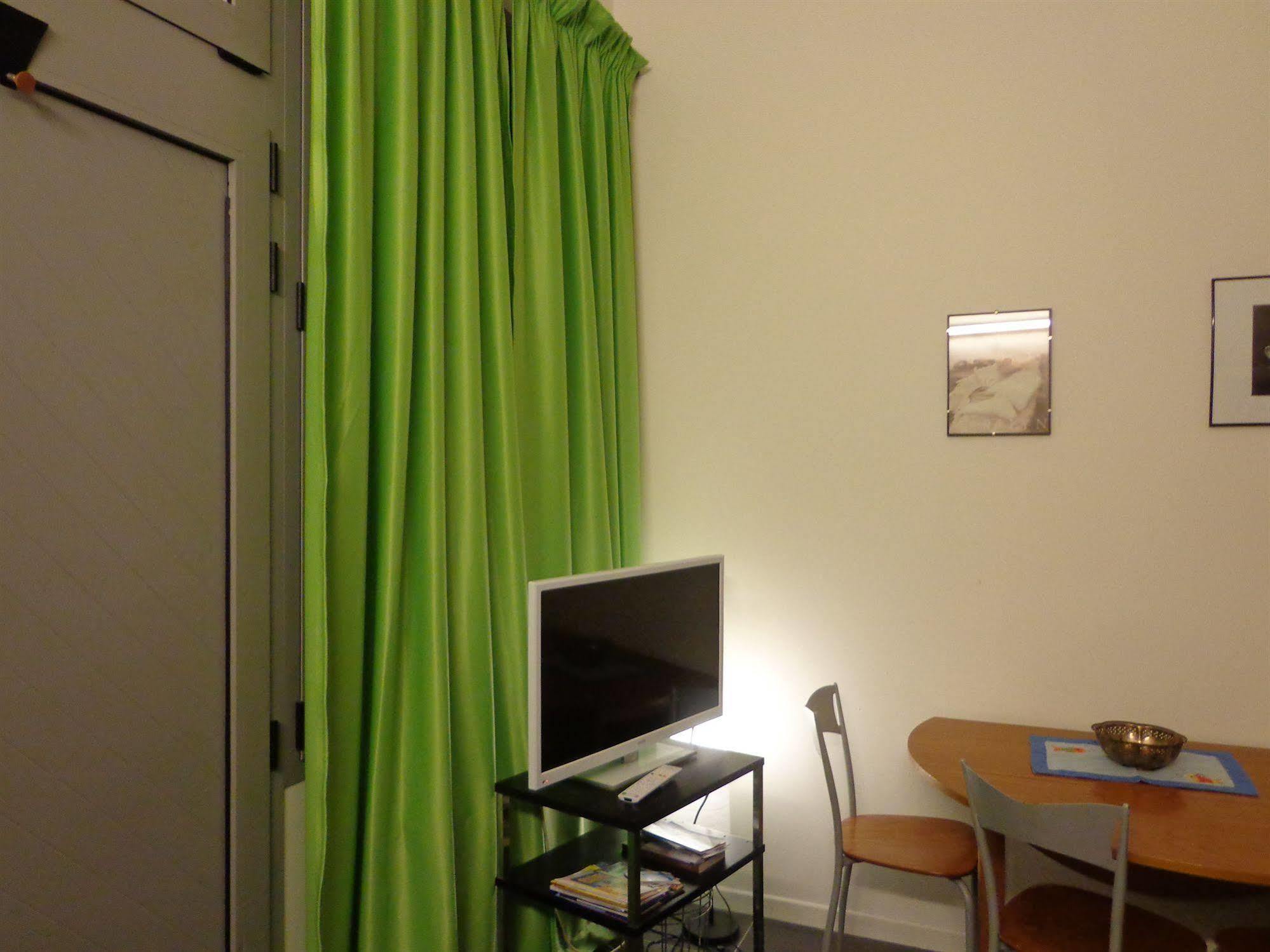 Casa Lory Apartment Болоня Екстериор снимка