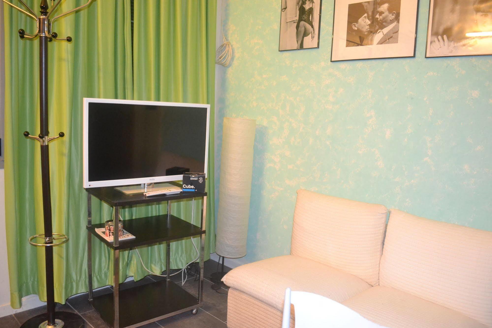 Casa Lory Apartment Болоня Екстериор снимка